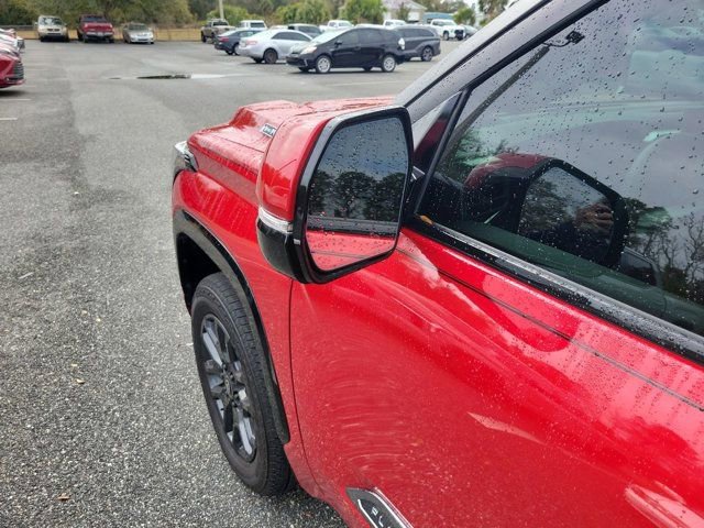 Used 2025 Toyota Tundra Platinum AWD/4WD image 18