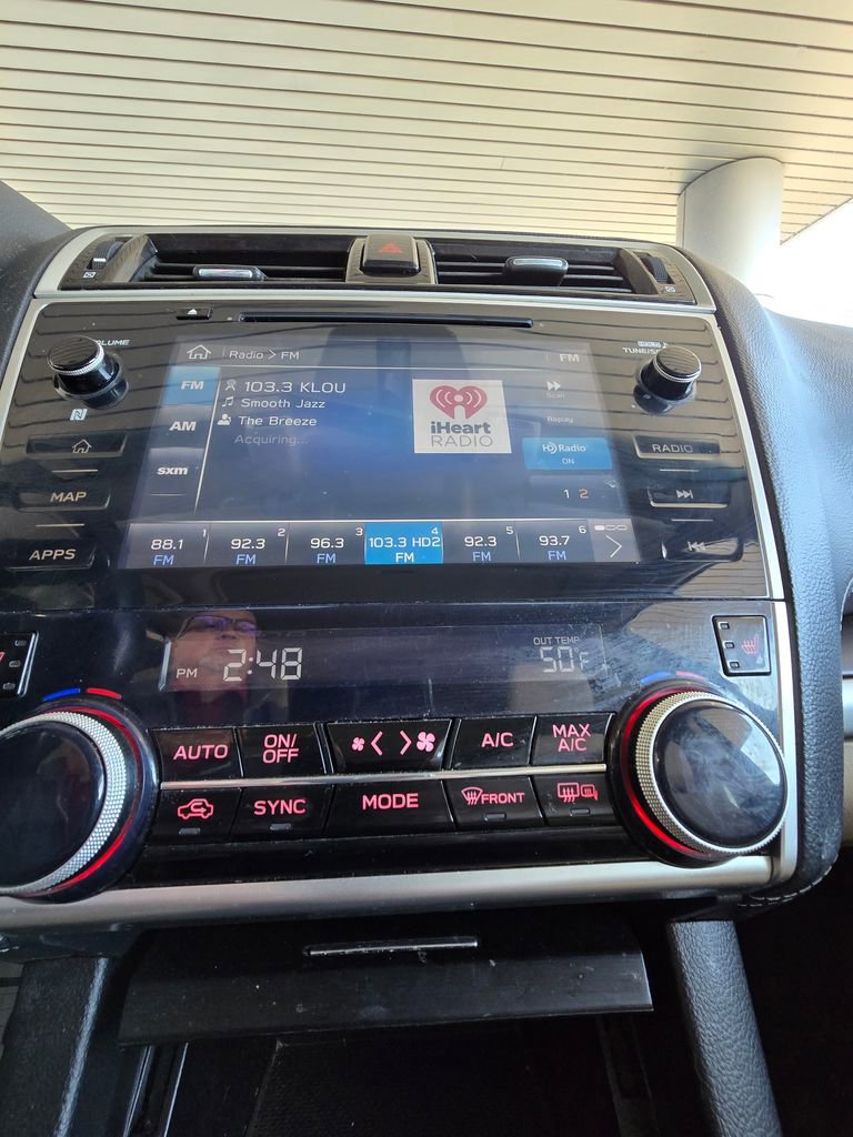 Used 2018 Subaru Outback 3.6R Limited image 27