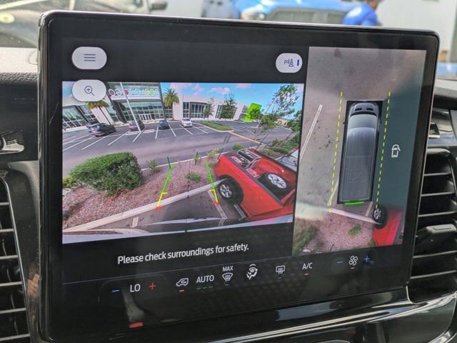 Used 2023 Ford Transit 350 XLT image 17