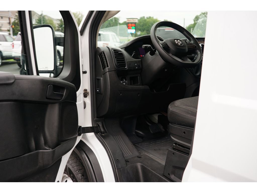 Used 2023 RAM ProMaster 2500 image 24