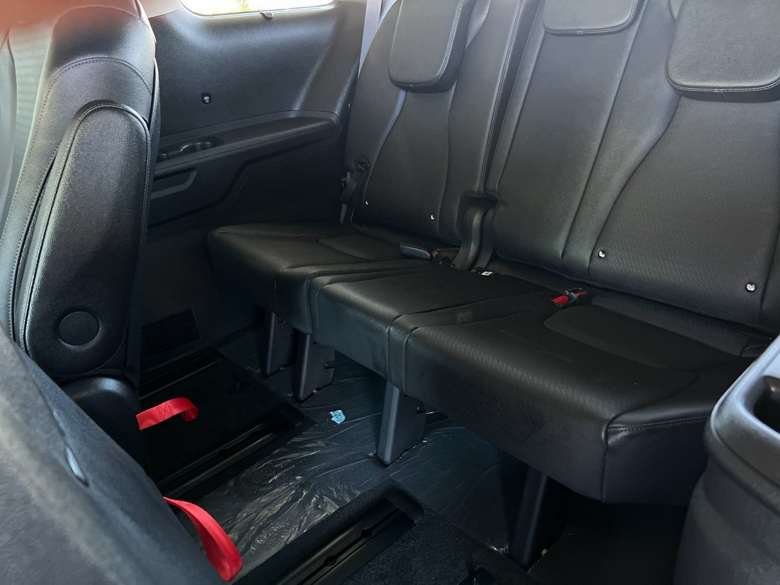 Certified 2026 Kia Carnival SX Prestige FWD image 16