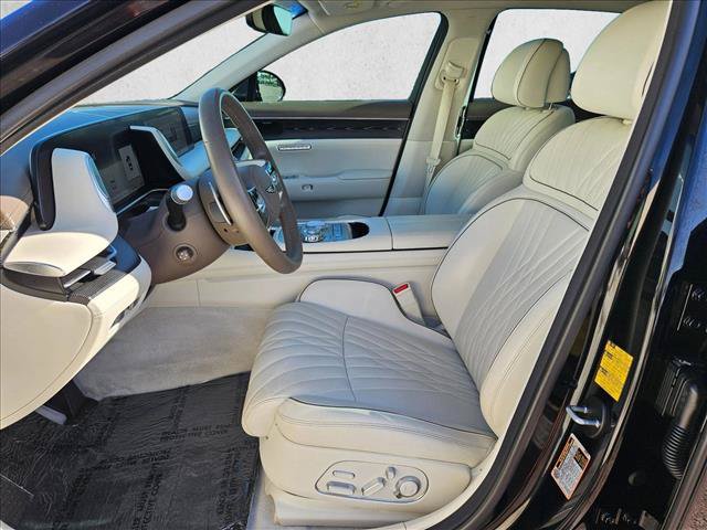 Used 2023 Genesis G90 3.5T AWD/4WD image 21