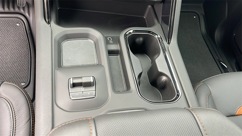 New 2026 GMC Sierra 2500 AT4 w/ AT4 Premium Plus Package image 21