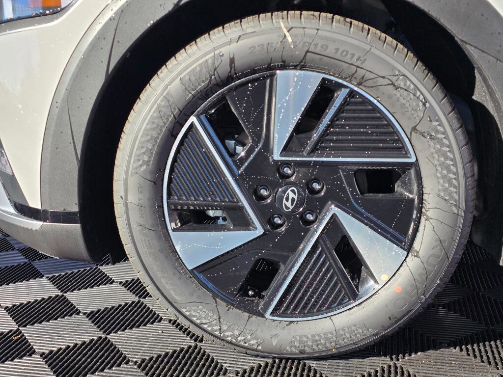 New 2026 Hyundai Ioniq 5 SEL image 11