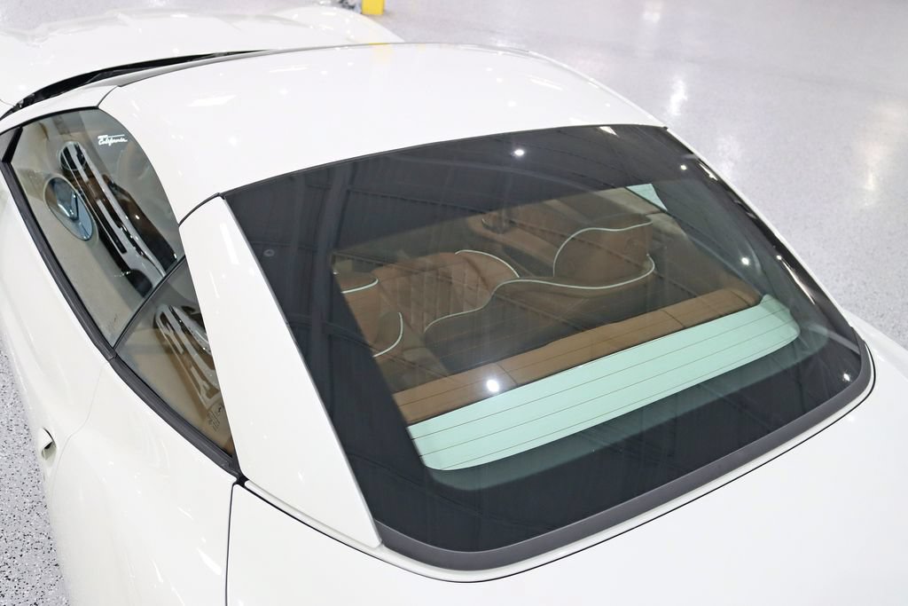 Used 2011 Ferrari California RWD image 34