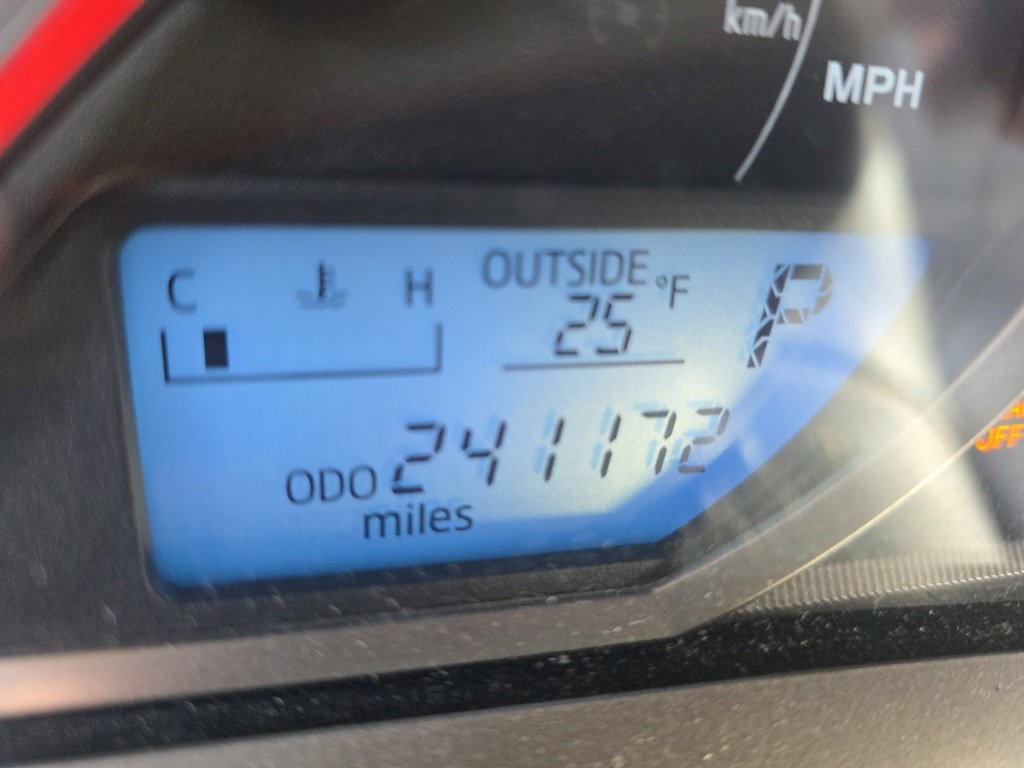 Used 2013 Toyota RAV4 LE image 9