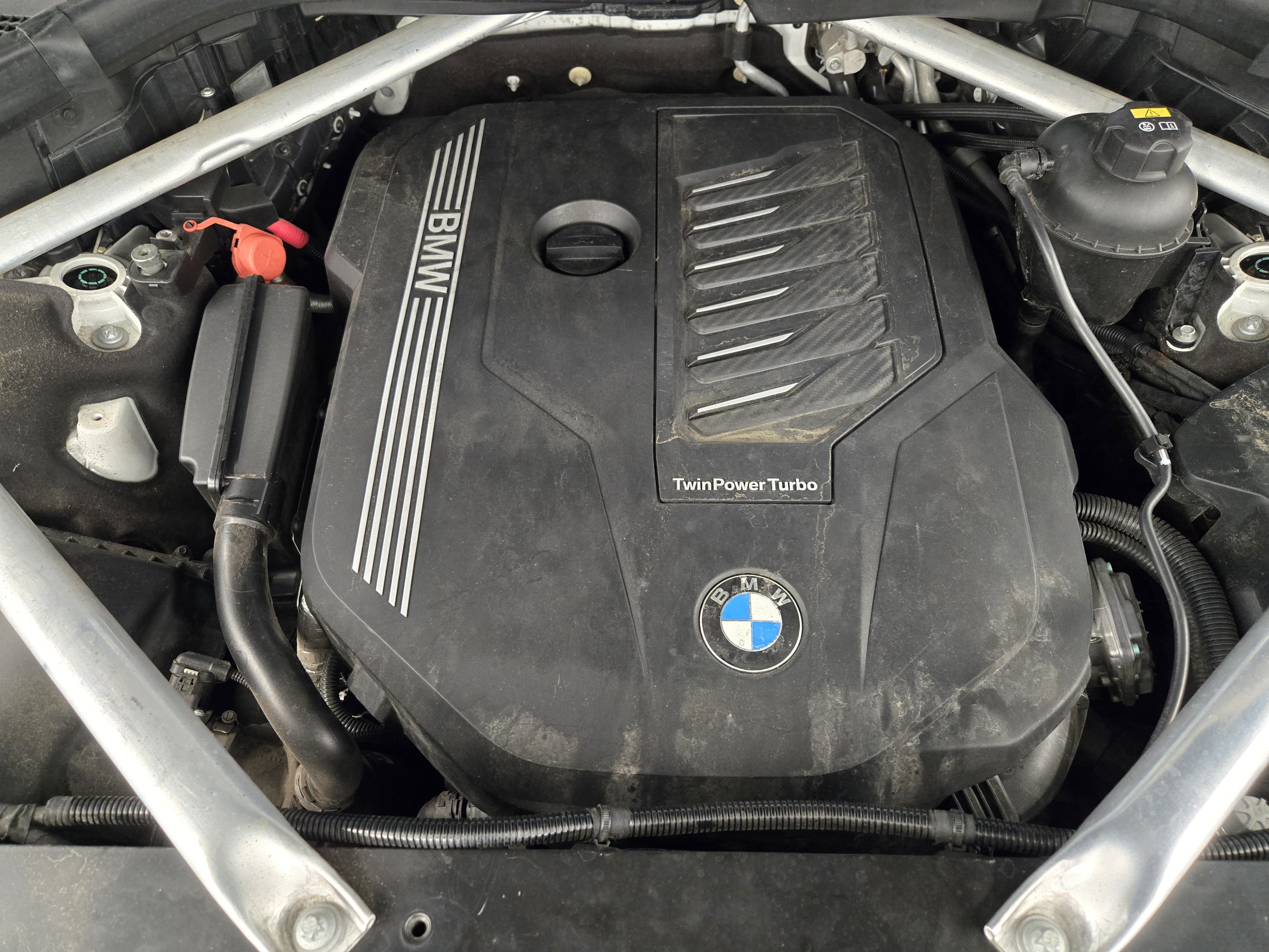 Used 2019 BMW X7 xDrive40i w/ Cold Weather Package AWD/4WD image 37