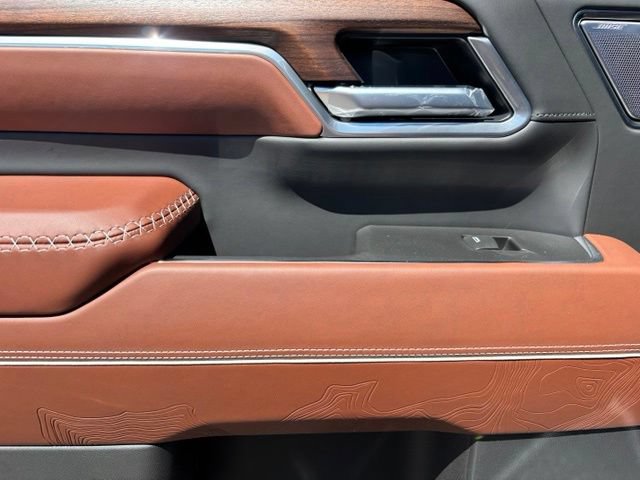 New 2026 GMC Sierra 2500 Denali Ultimate AWD/4WD image 17