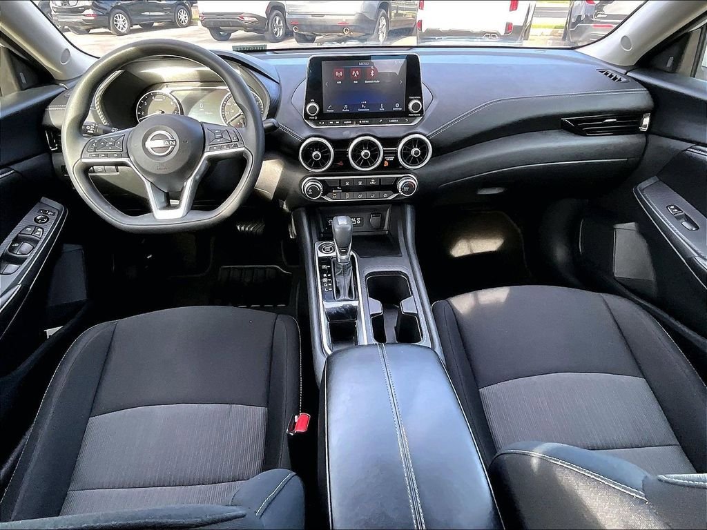 Used 2024 Nissan Sentra SV FWD image 21