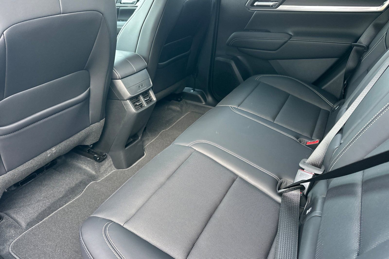 New 2026 GMC Terrain Elevation image 13