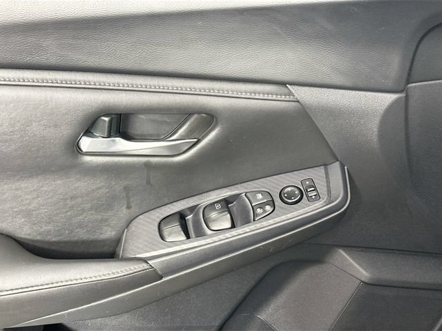 Used 2023 Nissan Sentra SV FWD image 22