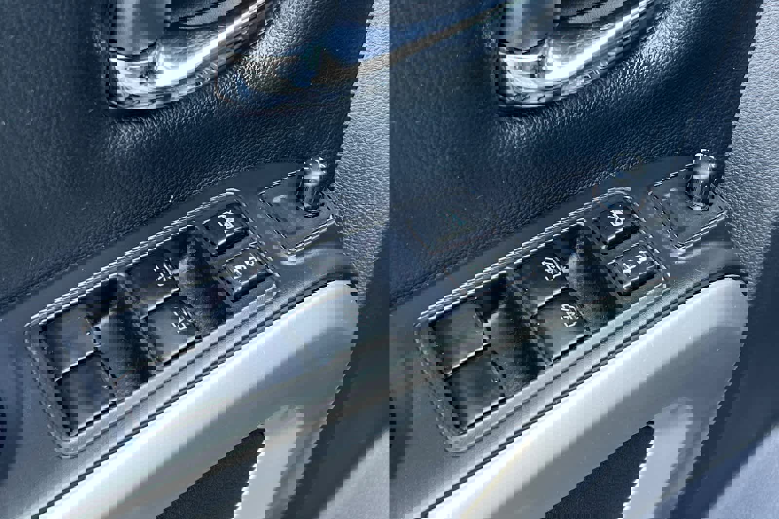 Certified 2022 Nissan Titan SV w/ Accessory Utility Package image 14