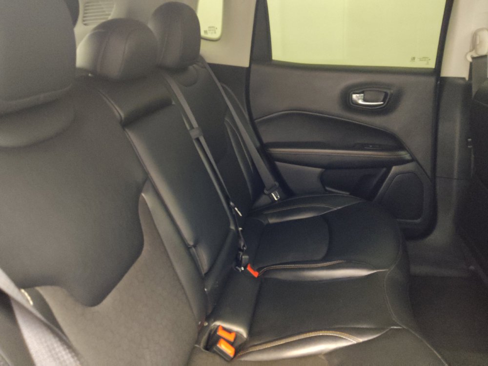 Used 2020 Jeep Compass Latitude FWD image 19