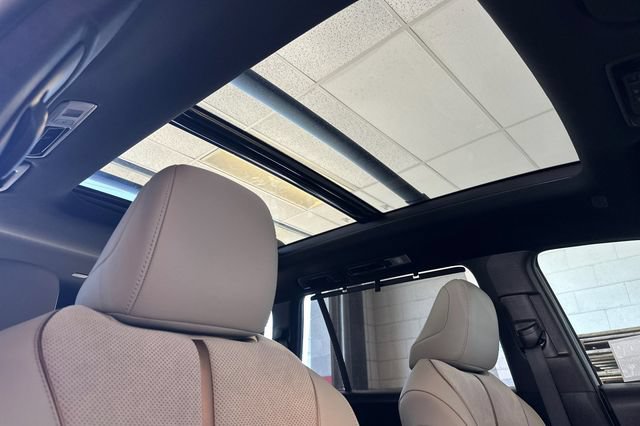 Certified 2026 Toyota Grand Highlander AWD Hybrid image 23
