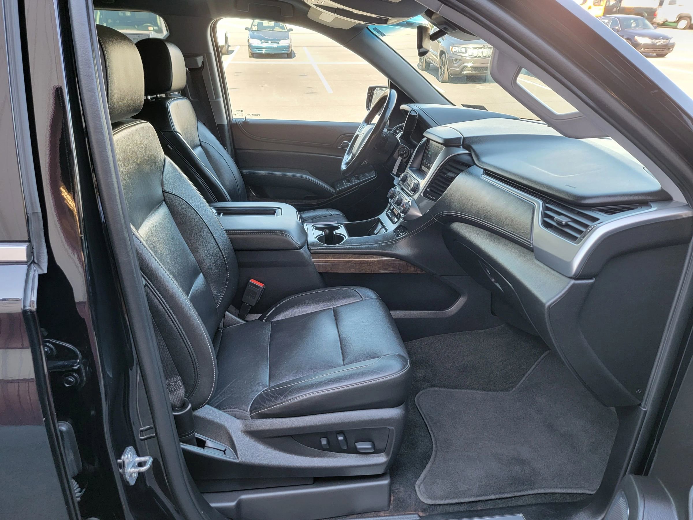 Used 2019 Chevrolet Tahoe LT image 12