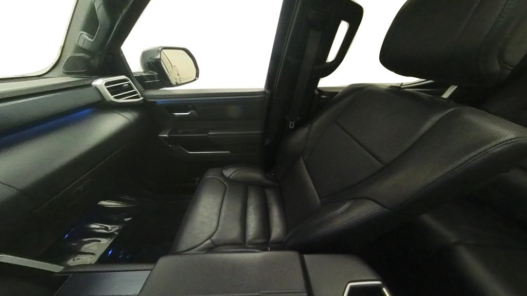 Used 2024 Toyota Tundra Platinum AWD/4WD image 33