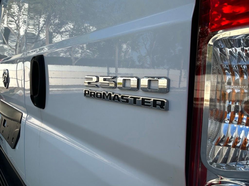 Used 2023 RAM ProMaster 2500 image 31