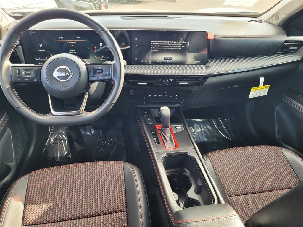 New 2026 Nissan Kicks SR w/ Illumination Package image 7