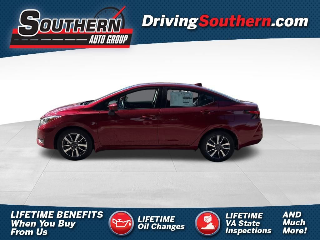 New 2025 Nissan Versa SV w/ Trunk Package