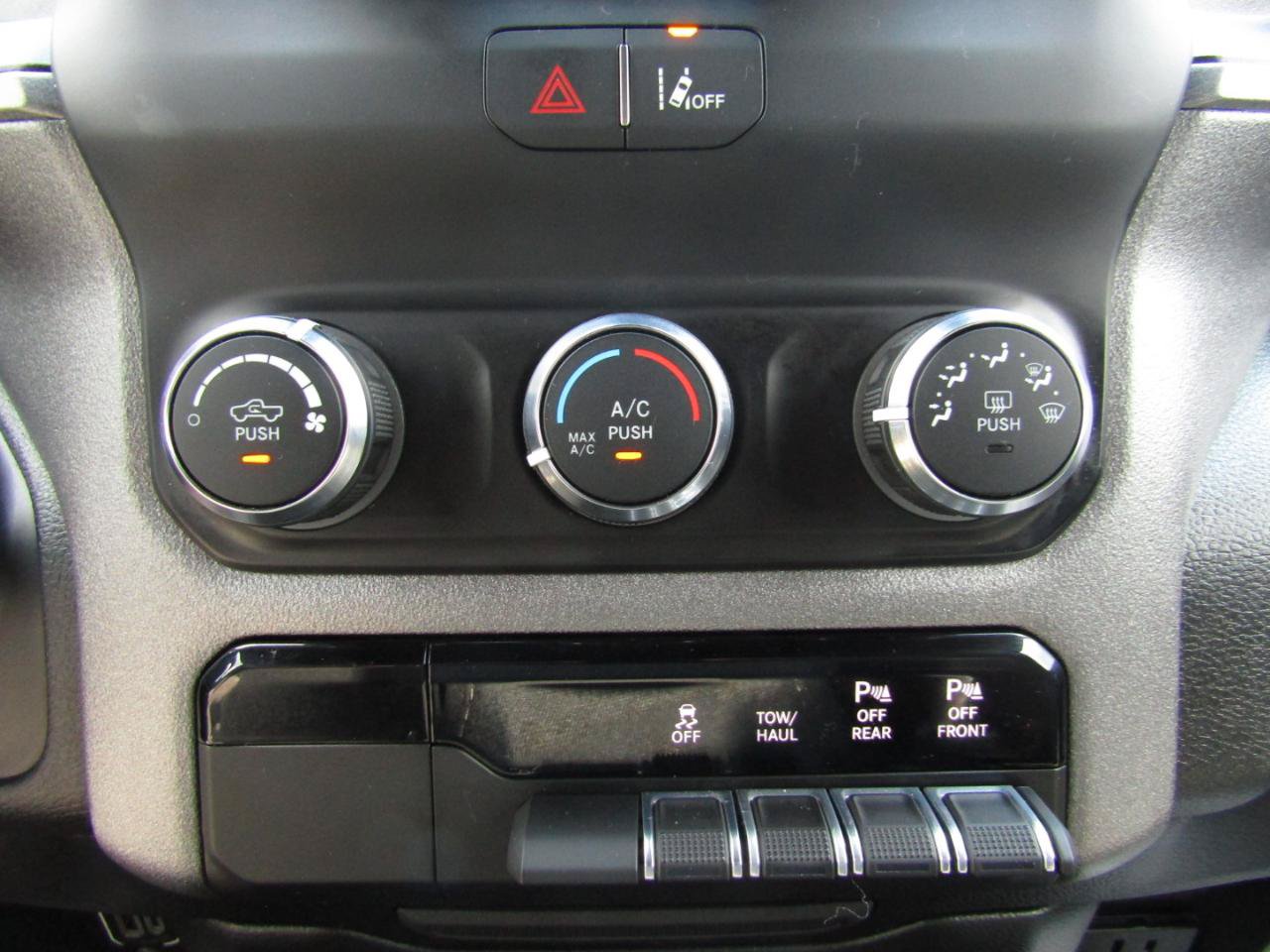 Used 2023 RAM 1500 Tradesman AWD/4WD image 16
