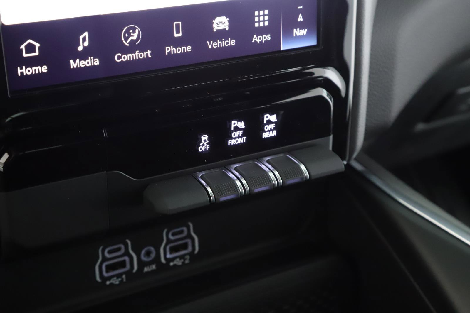 New 2026 RAM 1500 Laramie w/ Bed Utility Group image 14