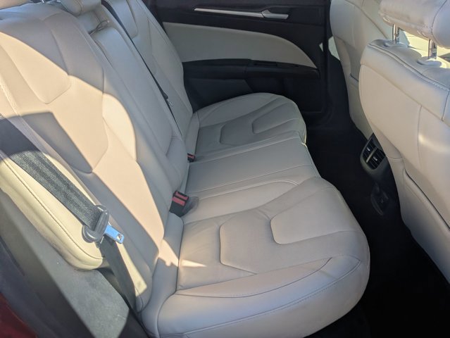 Used 2017 Ford Fusion Titanium image 18