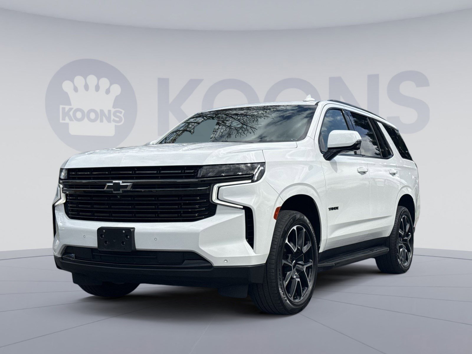 Used 2021 Chevrolet Tahoe RST w/ Luxury Package image 1