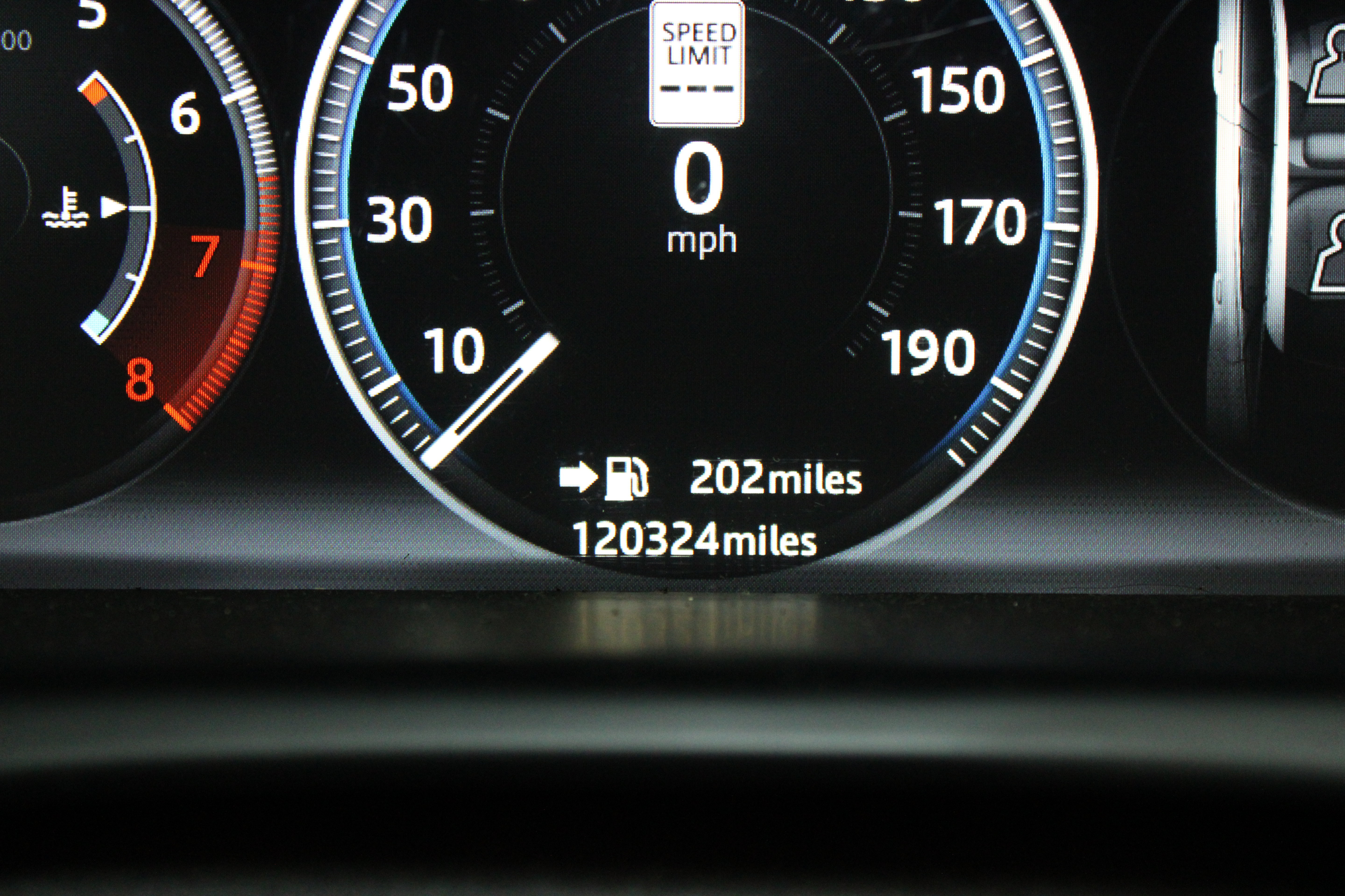 Used 2016 Jaguar XJ R-Sport RWD image 42