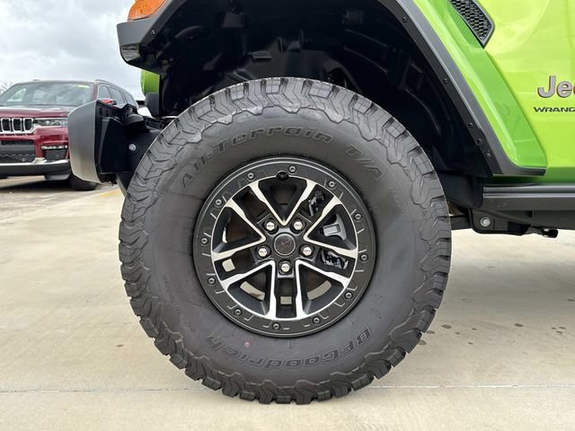 New 2025 Jeep Wrangler Unlimited Rubicon w/ XTREMEE 35" Tire Package AWD/4WD image 4