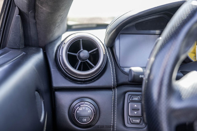 Used 2012 Ferrari California RWD image 43