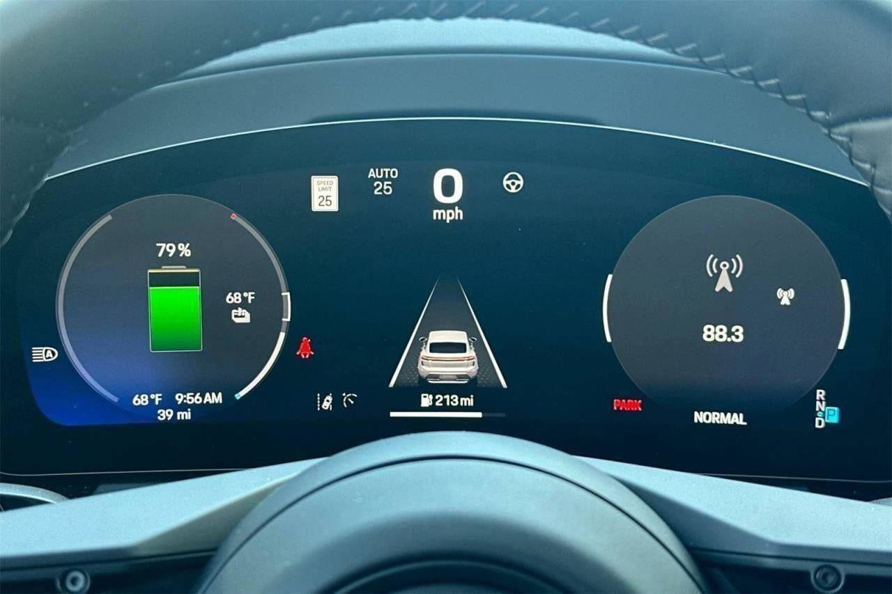 New 2025 Porsche Macan 4S Electric image 69