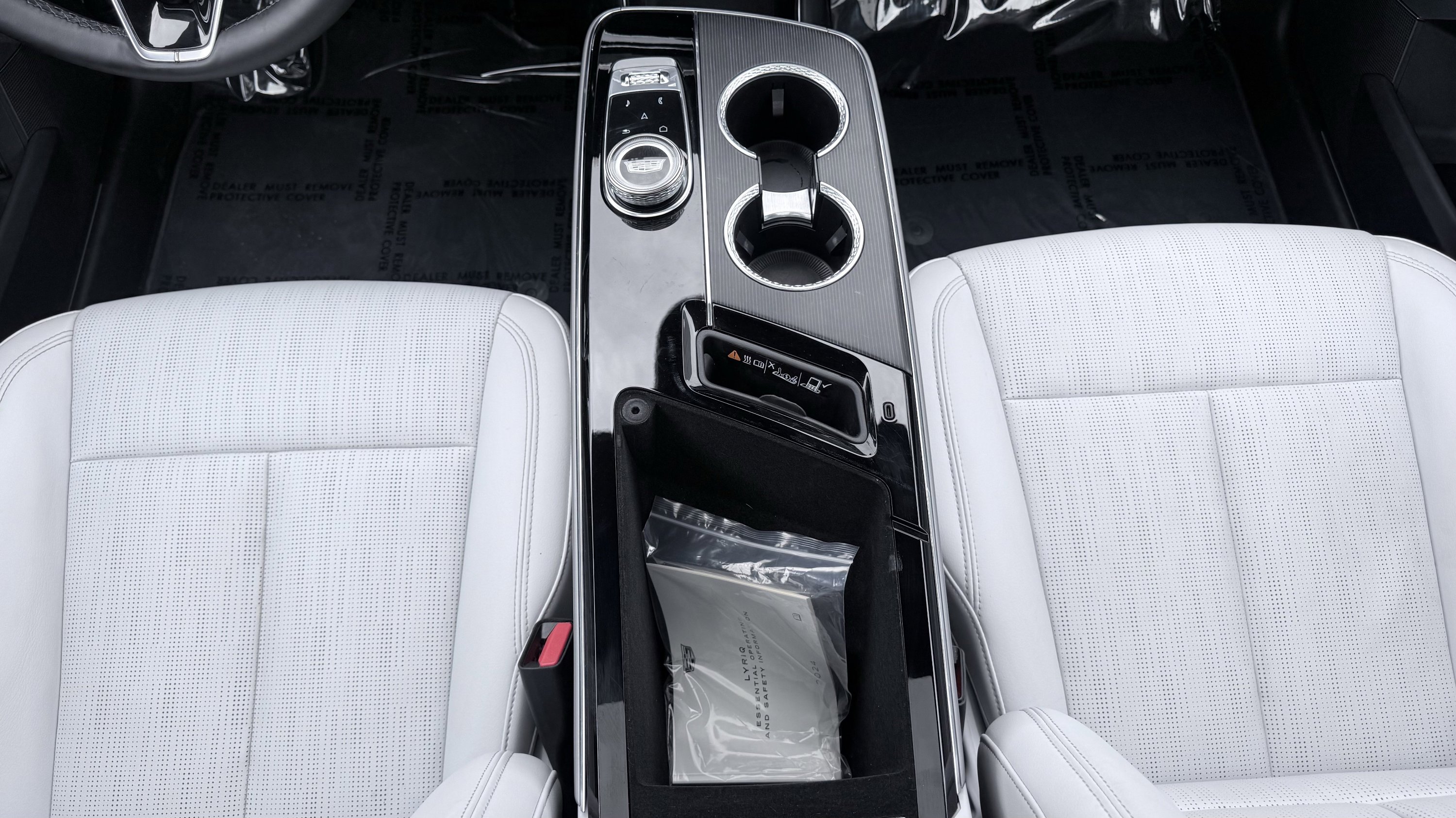 Used 2024 Cadillac Lyriq Luxury image 54