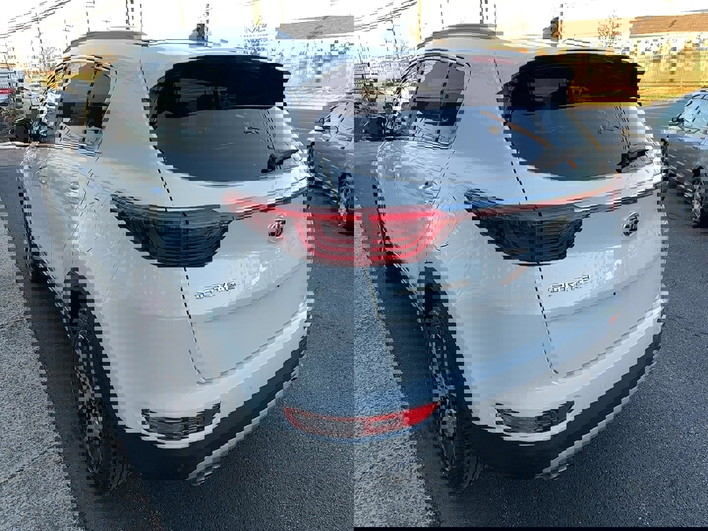 Used 2017 Kia Sportage SX image 4