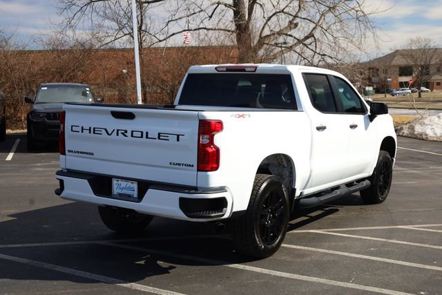 Used 2023 Chevrolet Silverado 1500 Custom w/ LPO, Dark Essentials Package image 6