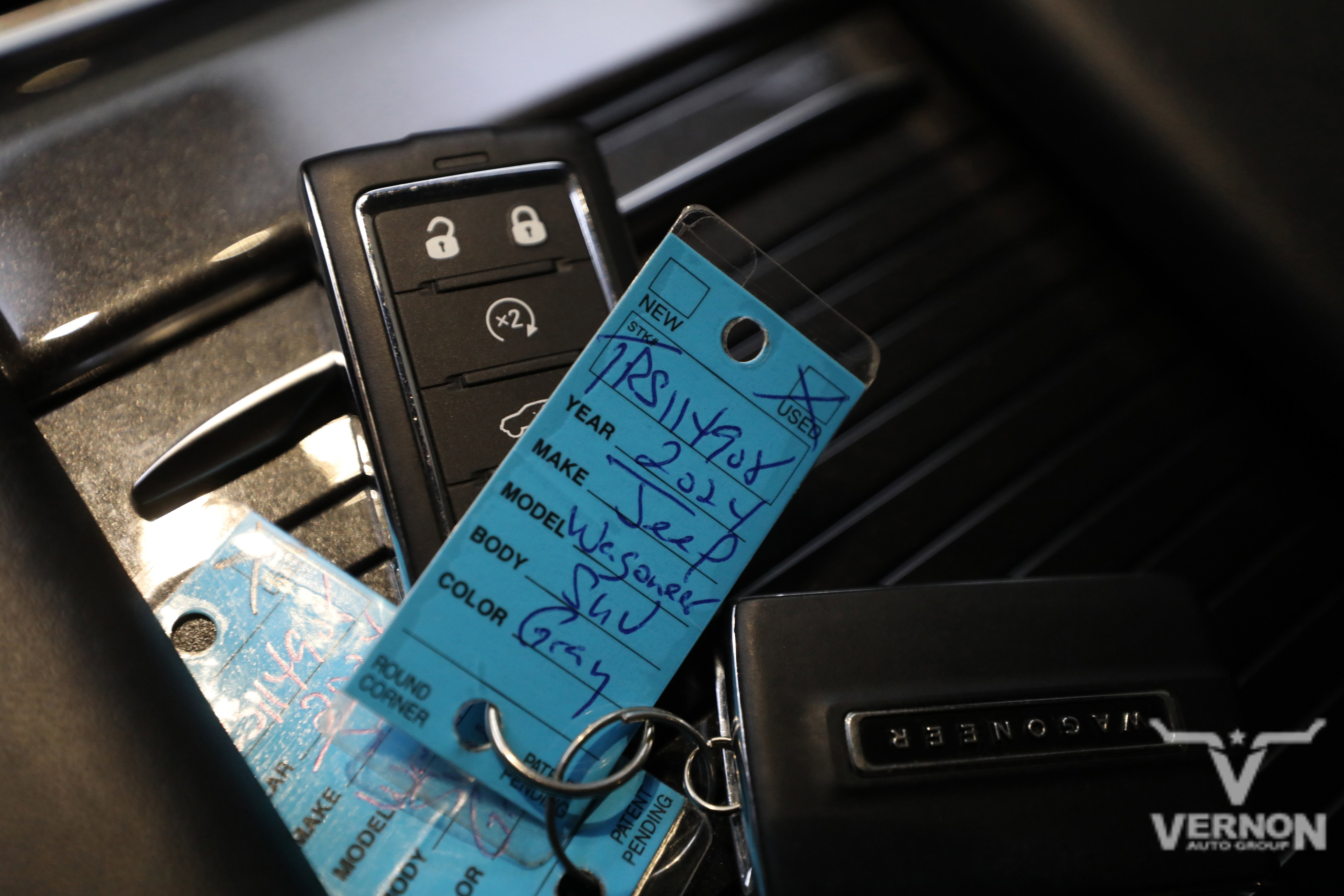 Used 2024 Jeep Wagoneer 4WD w/ HD Trailer Tow Package image 33