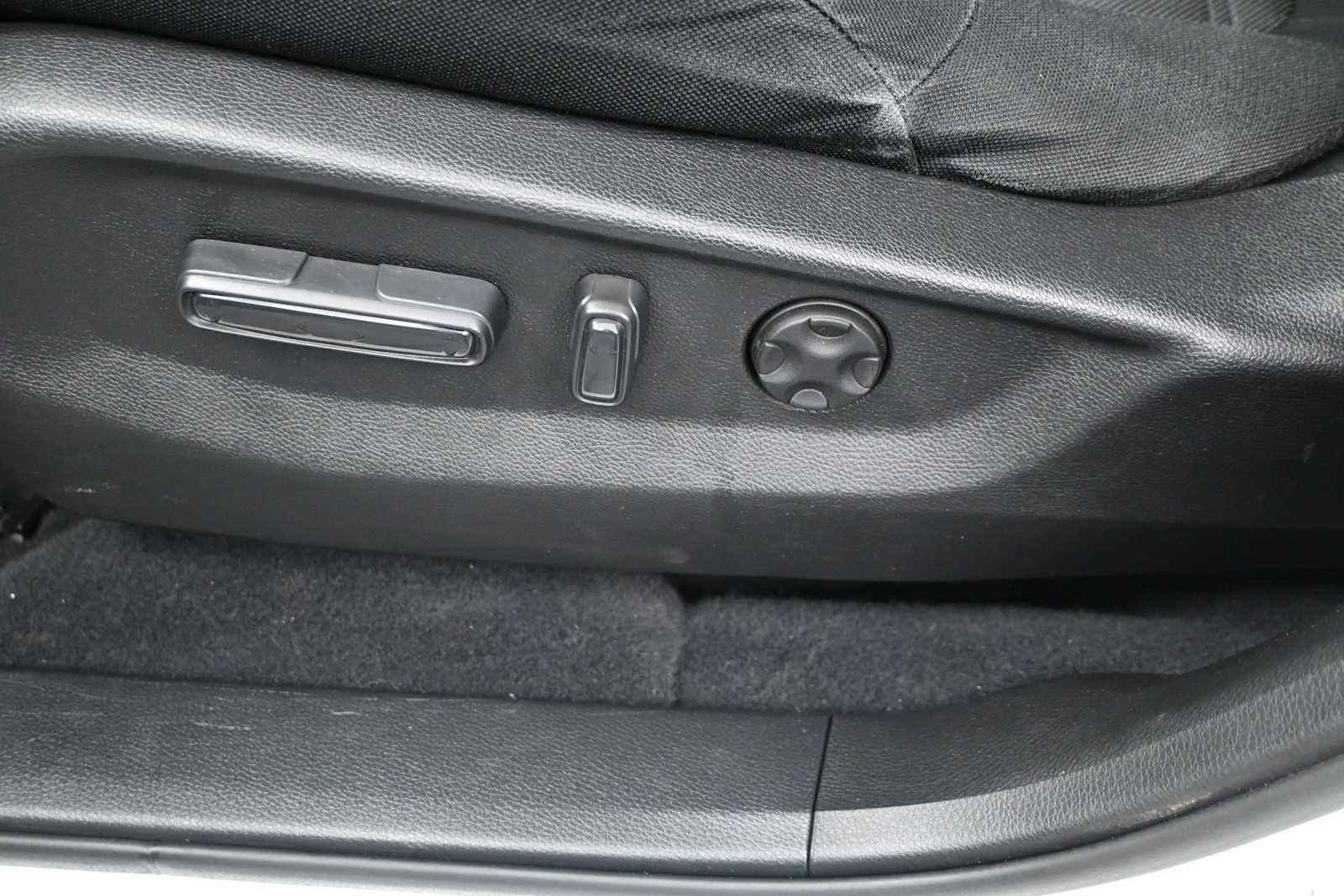 Used 2022 Honda CR-V EX image 11