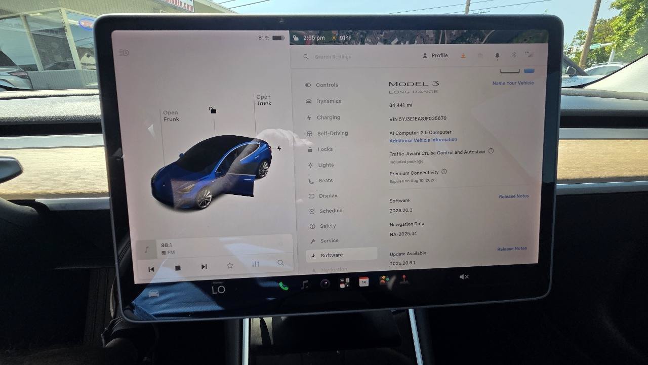 Used 2018 Tesla Model 3 Long Range RWD image 19