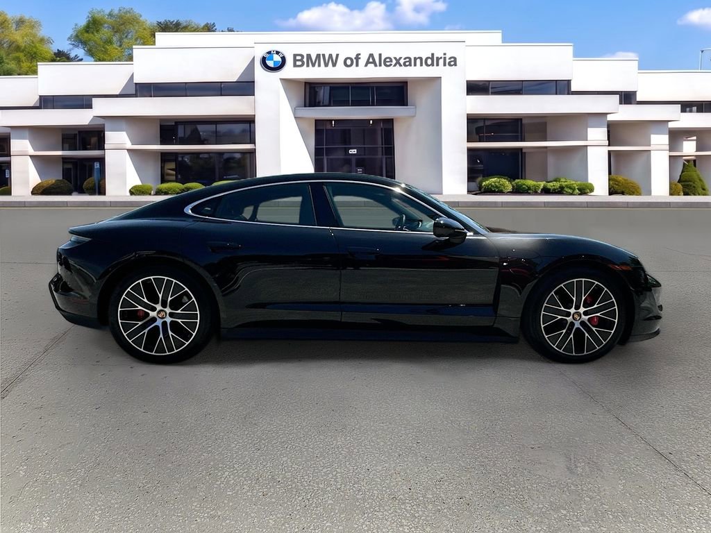 Used 2022 Porsche Taycan 4S AWD/4WD image 8