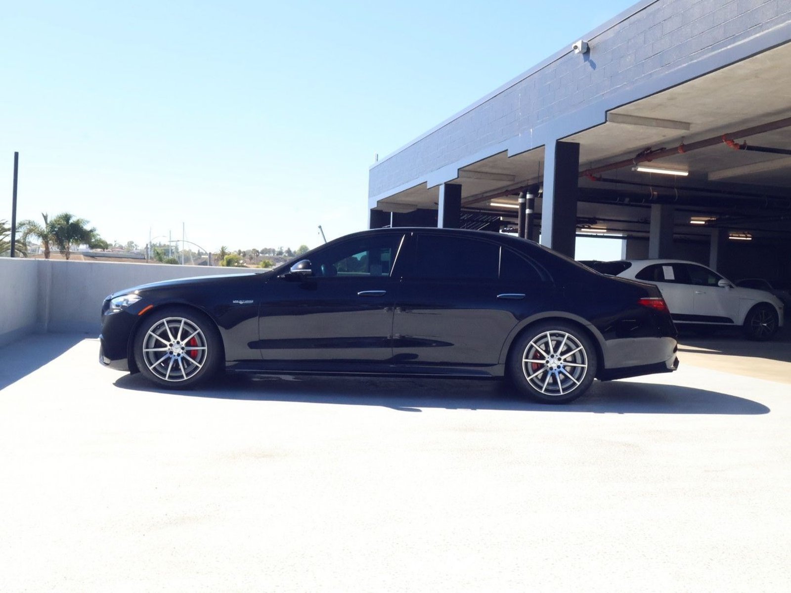 Used 2025 Mercedes-Benz S 63 AMG S image 2