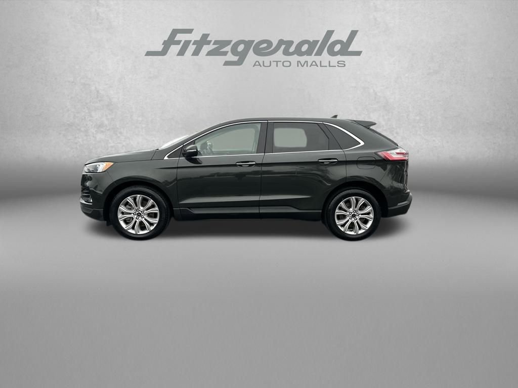 Used 2023 Ford Edge Titanium image 4