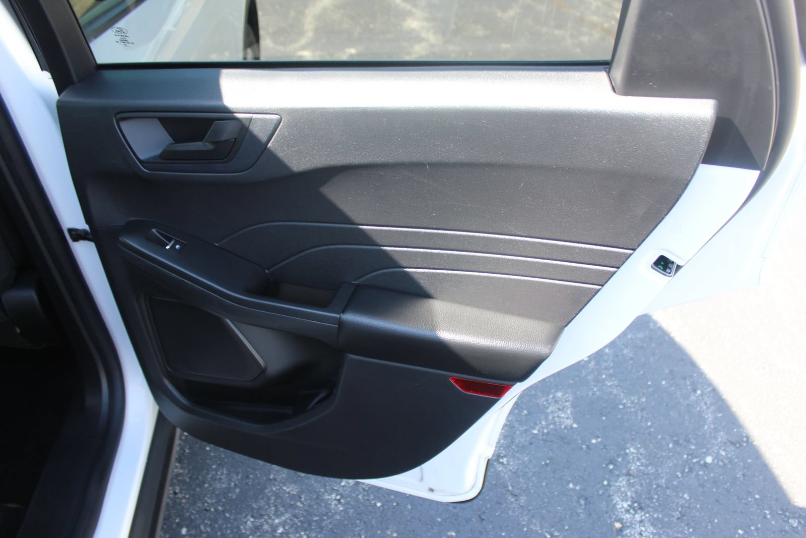 Used 2022 Ford Escape SE FWD image 15