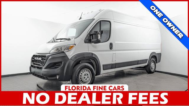 Used 2024 RAM ProMaster 2500 w/ Convenience Group FWD image 1