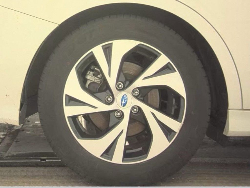 Used 2025 Subaru Legacy Premium image 19