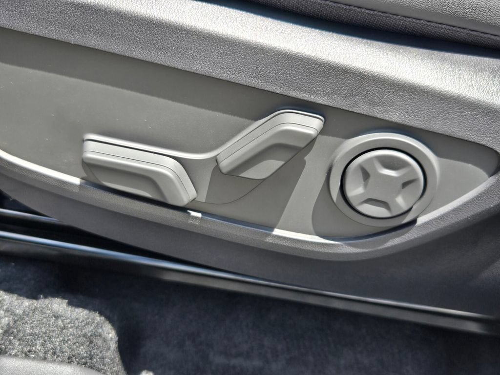 New 2027 Kia Seltos X-Line S AWD/4WD image 8