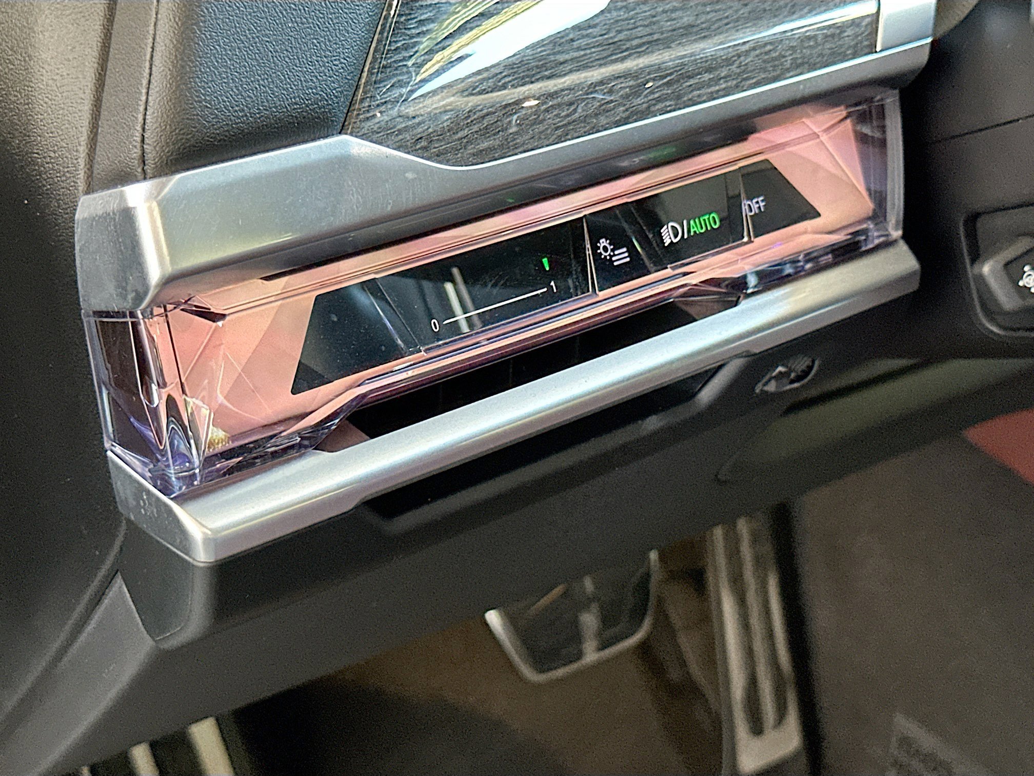 Certified 2023 BMW 740i image 10