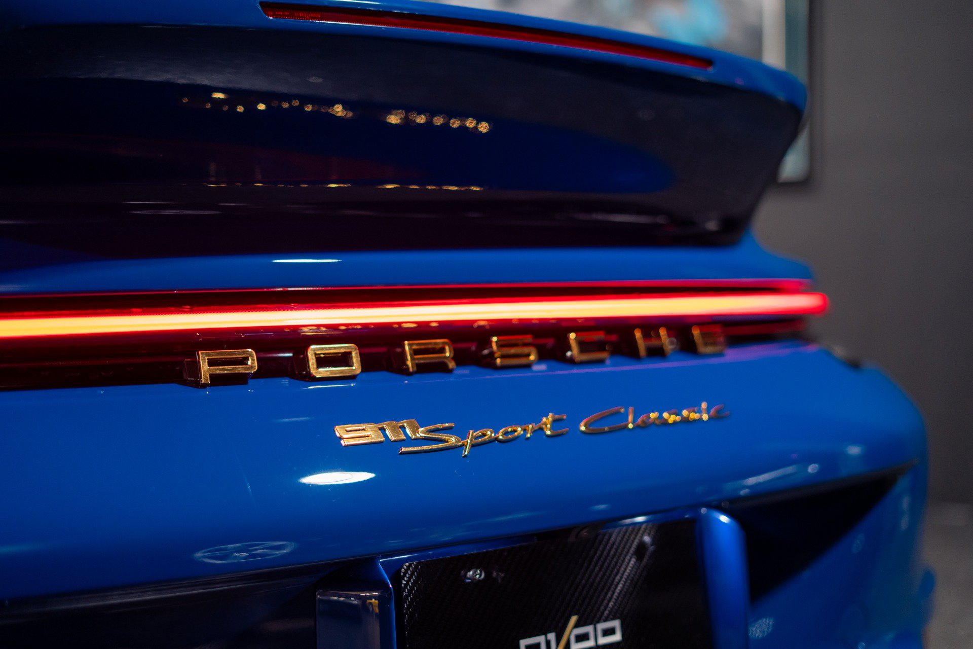 Used 2023 Porsche 911 Sport Classic RWD image 8