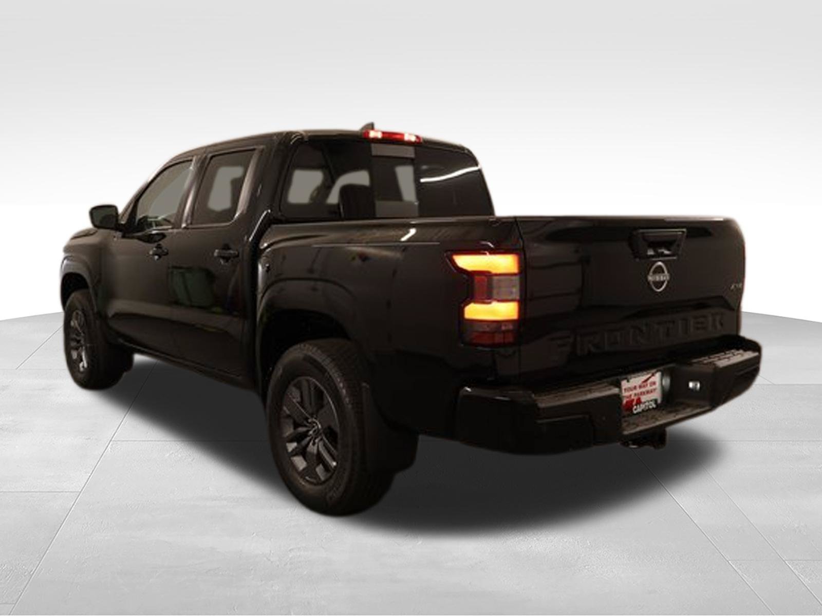 New 2026 Nissan Frontier SV w/ SV Convenience Package AWD/4WD image 4