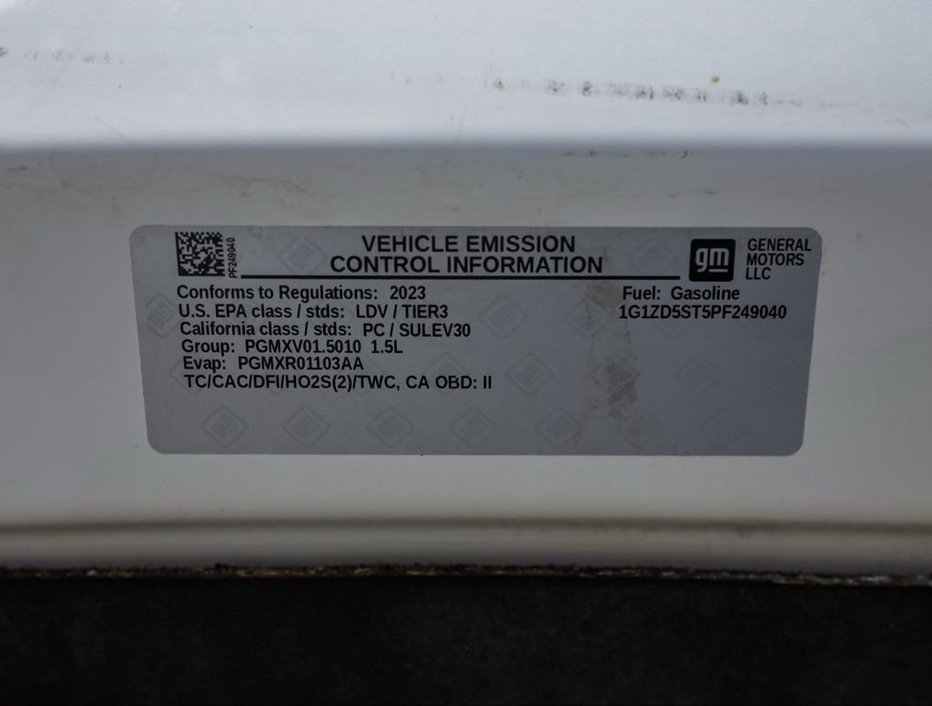 Used 2023 Chevrolet Malibu LT image 34