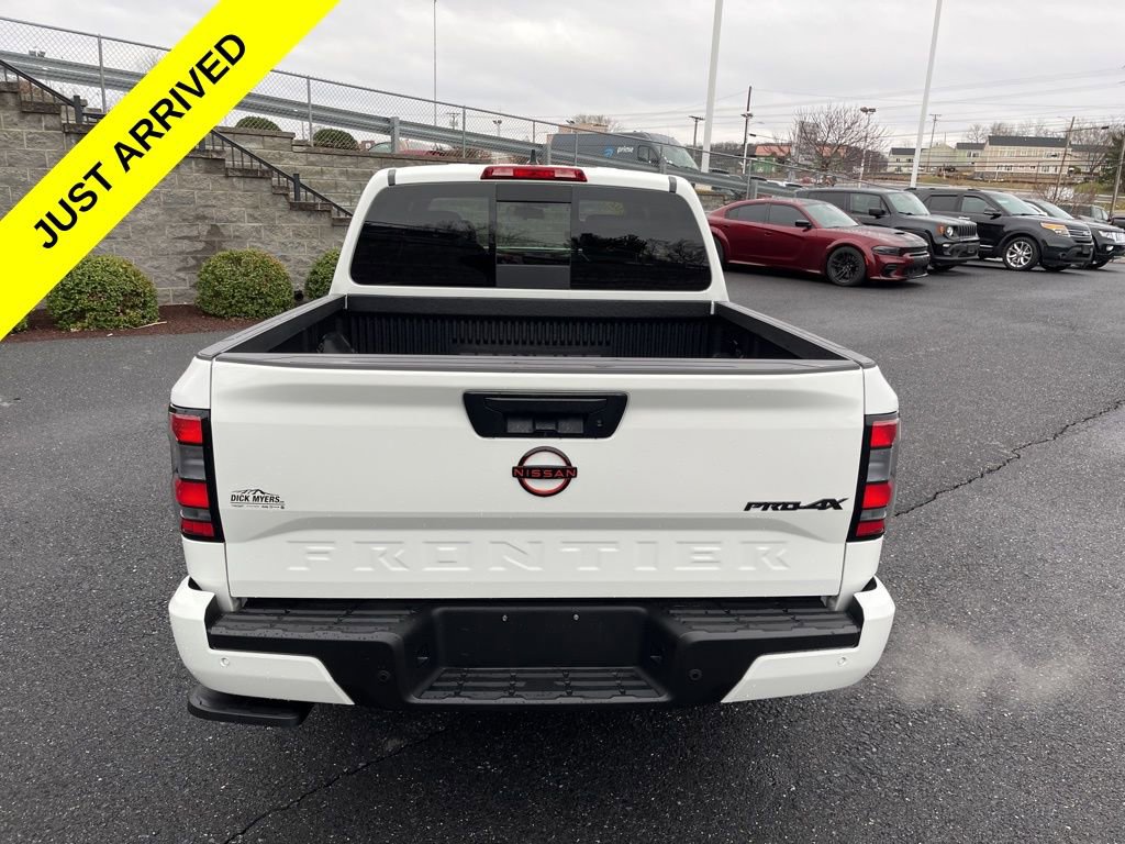 Used 2024 Nissan Frontier PRO-4X w/ Technology Package image 8