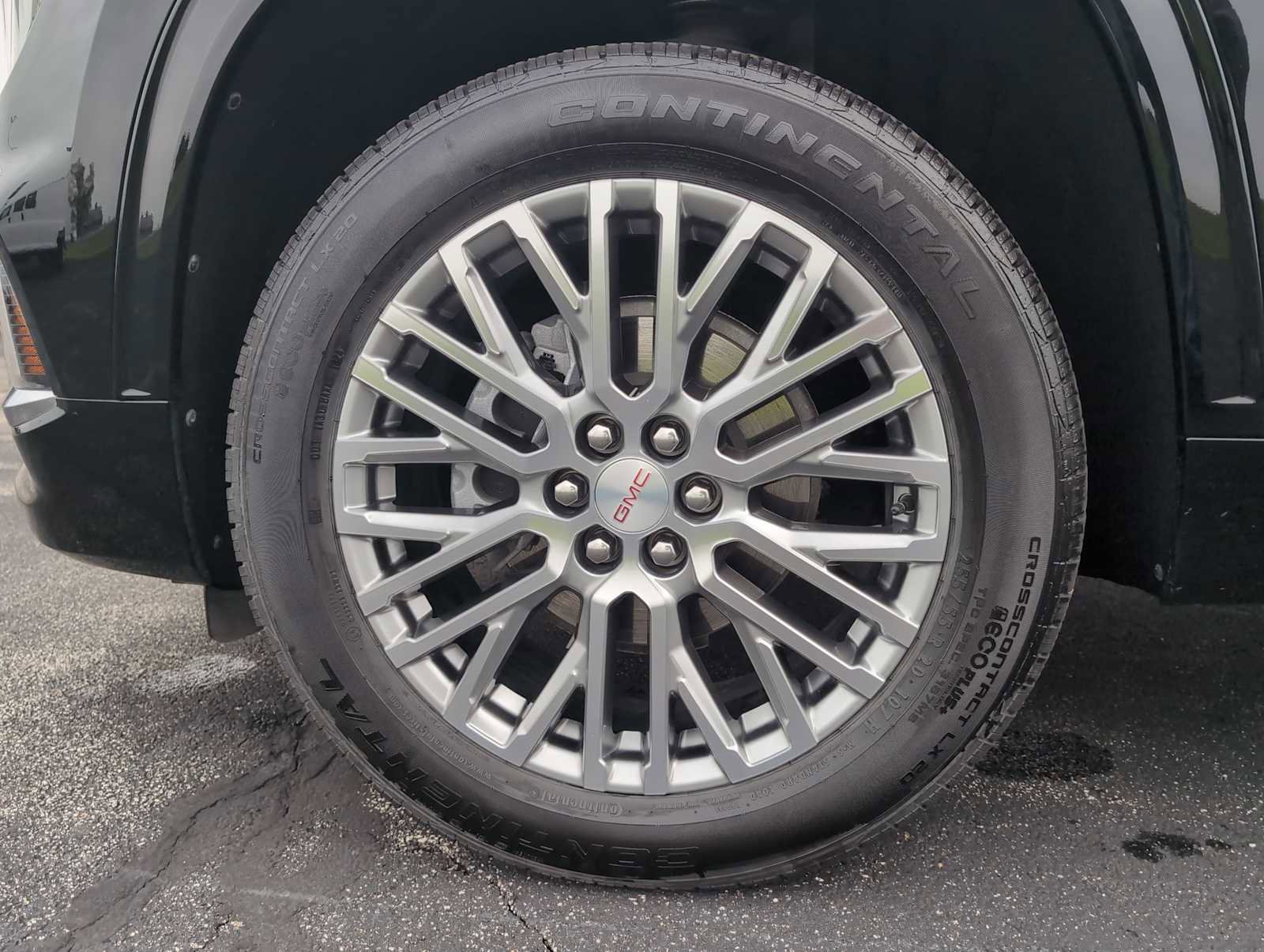 Used 2024 GMC Acadia Denali AWD/4WD image 33